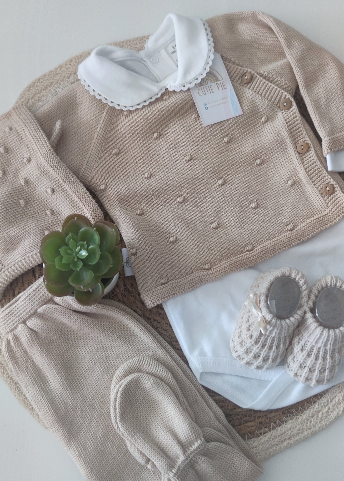 Conjunto pompom em algodão