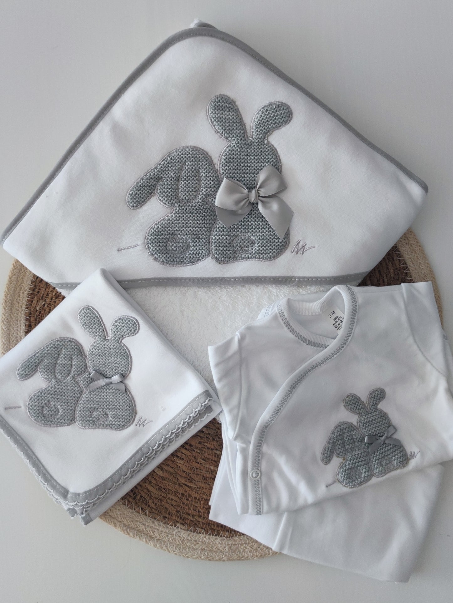 Conjunto Coelhinhos